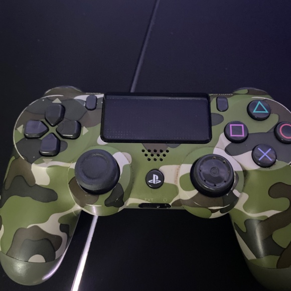 Ps4 - Picture 2 of 3